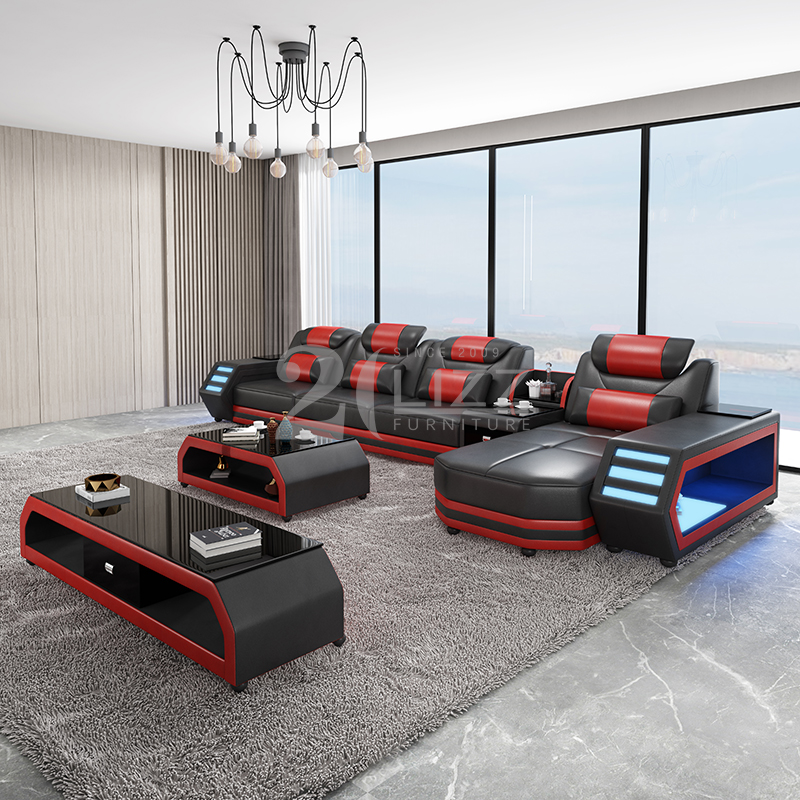 Sofá seccional de cuero de tamaño mediano con sillón